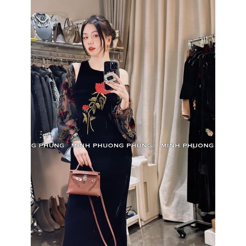 Set váy nhung the gile thêu hoa ngực và choàng nhung sang chảnh