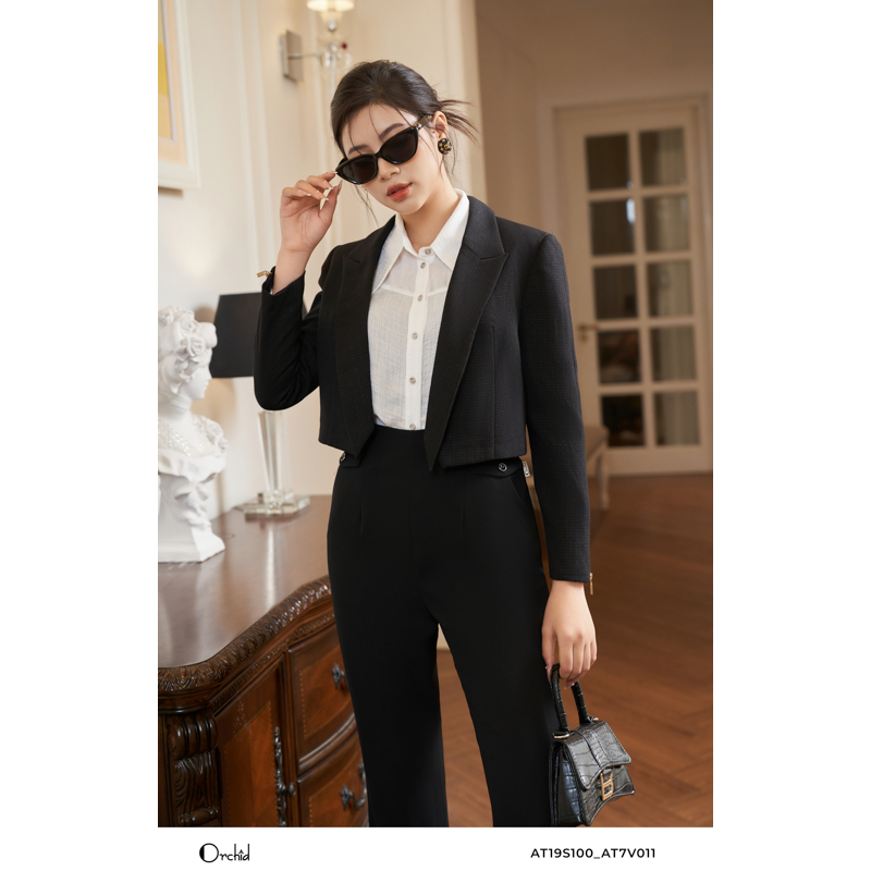 Áo khoác vest trơn dáng ngắn sang chảnh không khuy Orchid - AT19S100
