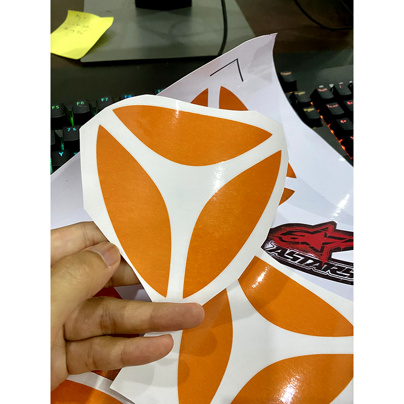 Tem dán logo hãng hiệu theo yêu cầu tỉ lệ 1:1