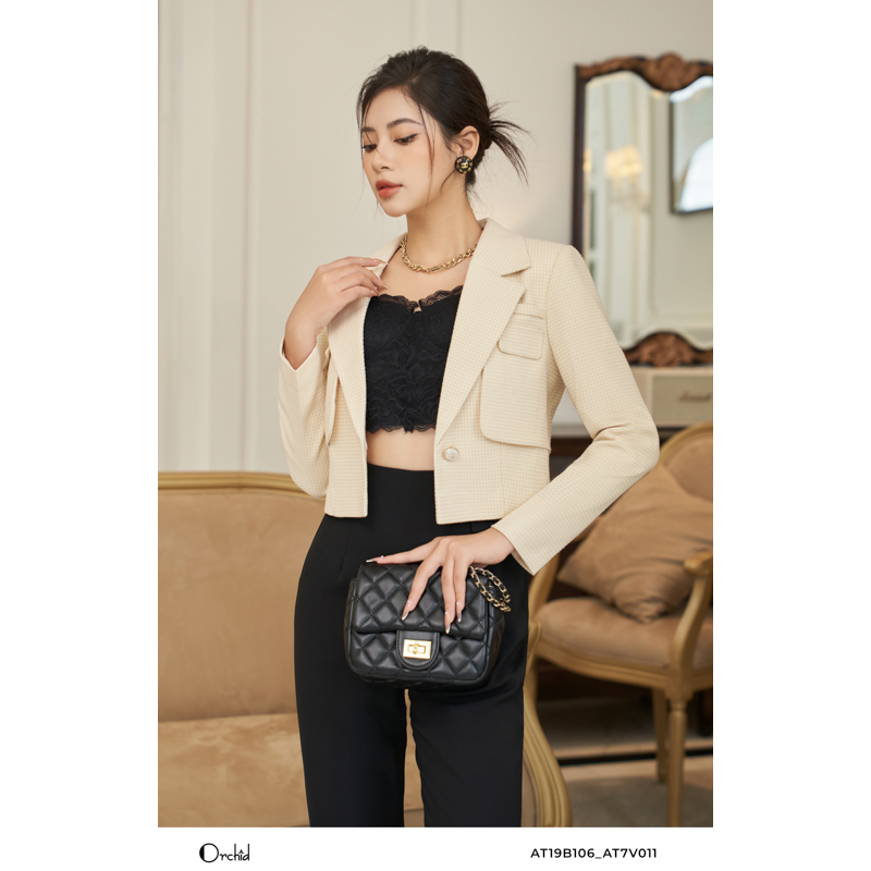 Áo vest nữ dáng ngắn dạ text 2 lớp Orchid - AT19B106