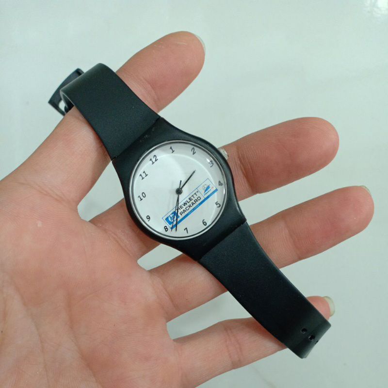 Đồng hồ si nam nữ dây nhựa hiệu HP ful đen mặt trắng