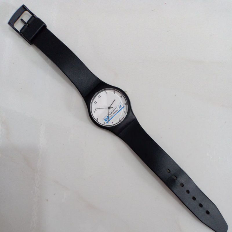 Đồng hồ si nam nữ dây nhựa hiệu HP ful đen mặt trắng