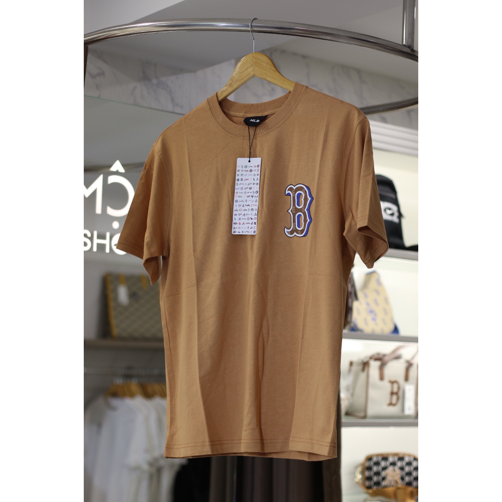ÁO THUN MLB - OVERFIT MONOTIVE BOSTON RED SOX TSHIRT - "BROWN'" - CODE: 3ATSM3033-43SAS