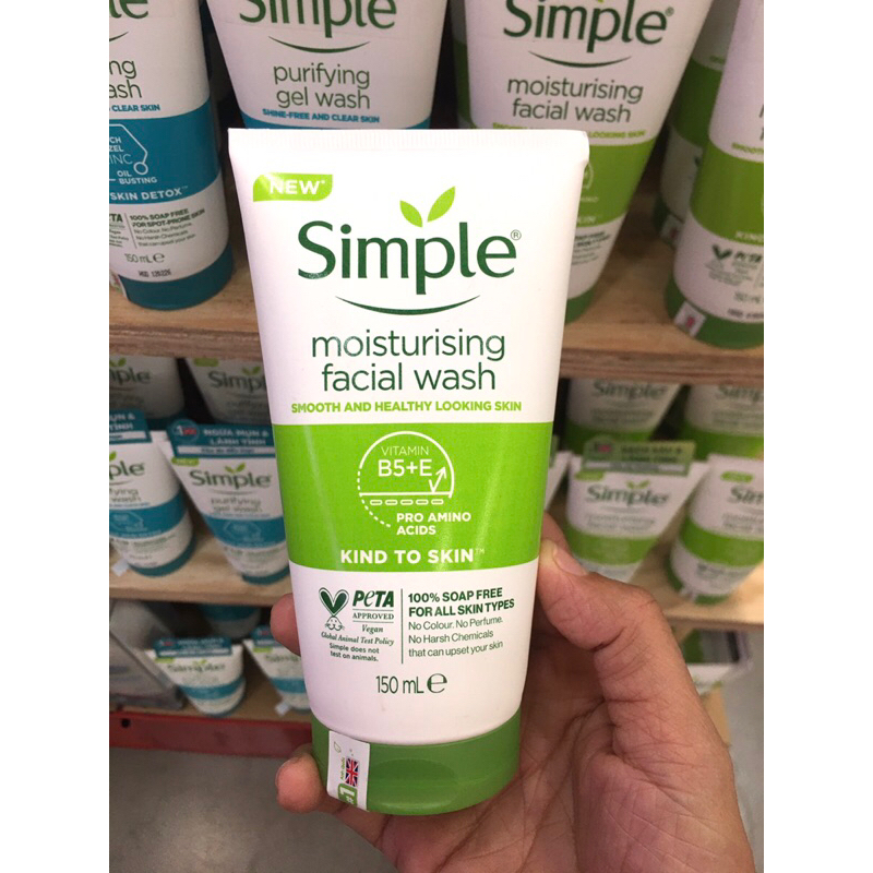 Sữa rửa mặt Simple Vitamin B5 + E 150ml