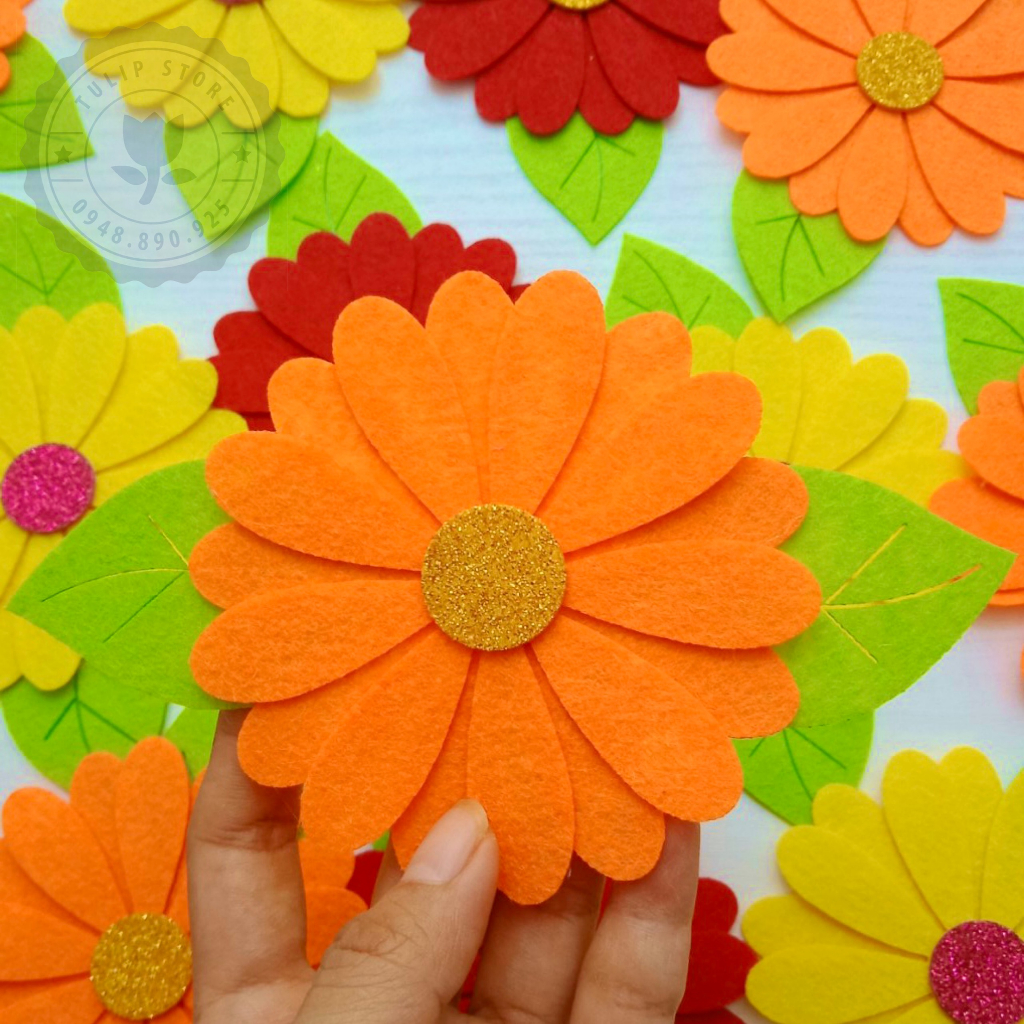 Set 9 Hoa Vải Nỉ 9cm  Nhụy Kim Tuyến - Hình Thật - Hoa Múa, Trang trí Mầm Non