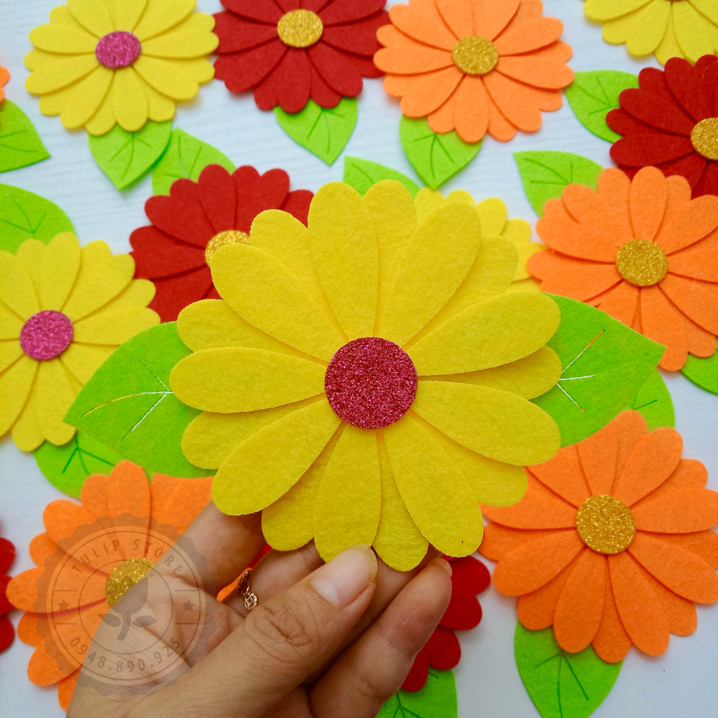 Set 9 Hoa Vải Nỉ 9cm  Nhụy Kim Tuyến - Hình Thật - Hoa Múa, Trang trí Mầm Non