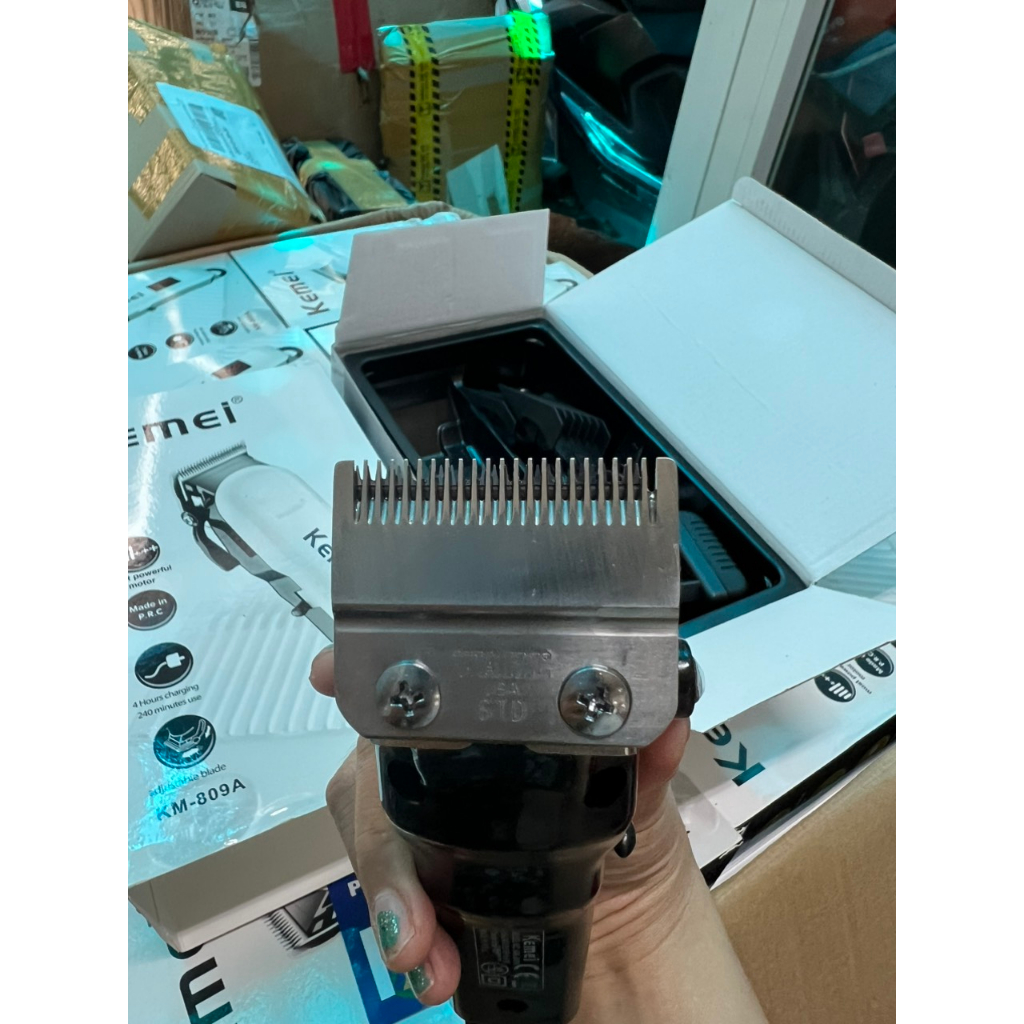 Tông đơ cắt tóc kemei 809a