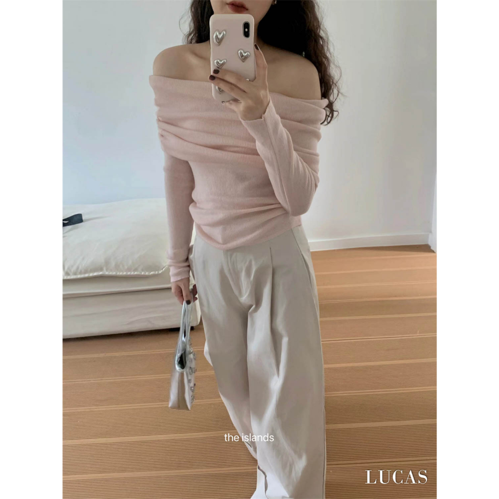 Áo len tăm nhỏ trễ vai vạt ngang tay dài dáng basic