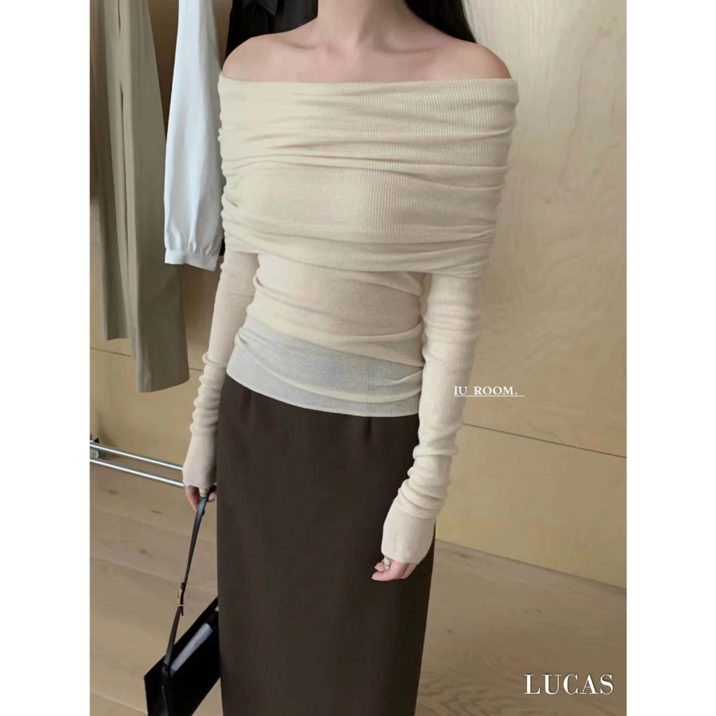 Áo len tăm nhỏ trễ vai vạt ngang tay dài dáng basic