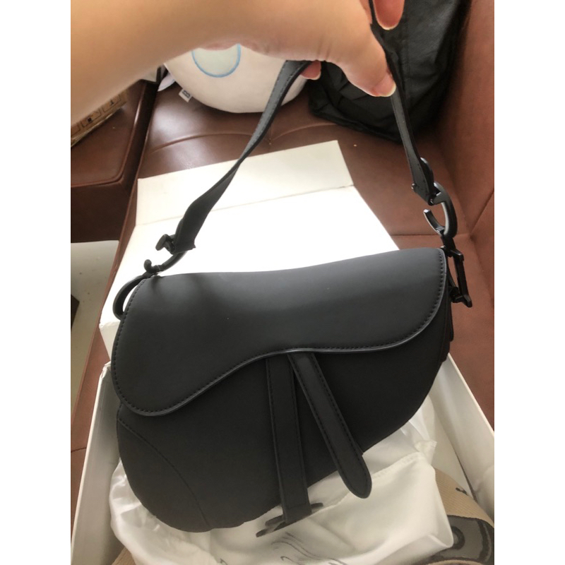 TÚI D.I.O.R SADDLE BAG Black Ultramatte Calfskin  YÊN NGỰA 25VM