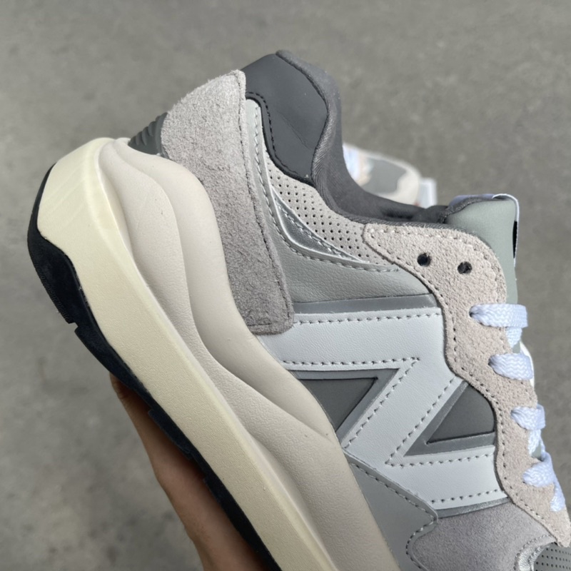 GIÀY THỂ THAO NB 5740 GREY XÁM ĐEN DA LỘN FULL BILL BOX , GIÀY SNEAKER NB 5740 GREY XÁM L.AIAU CAO CẤP LEEMINHO STORE