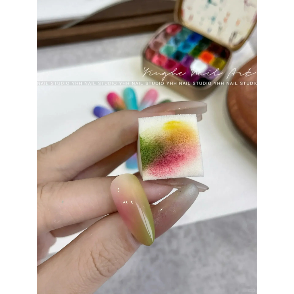 Mút tán dặm ombre