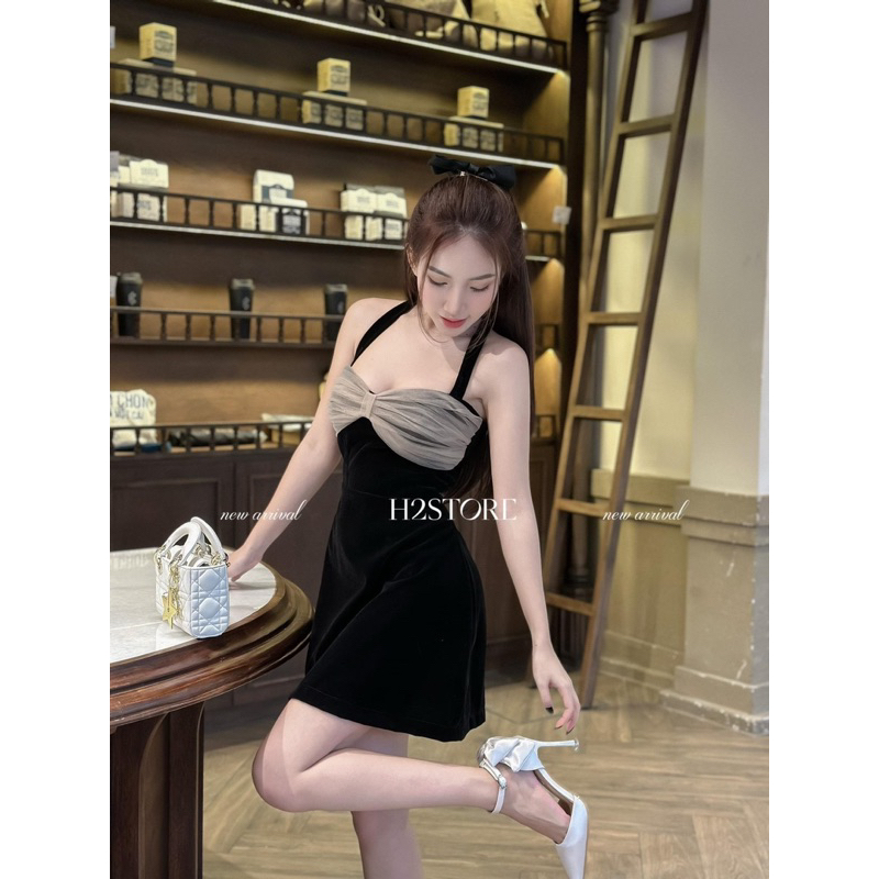 Eva Velvet Dress  🔮