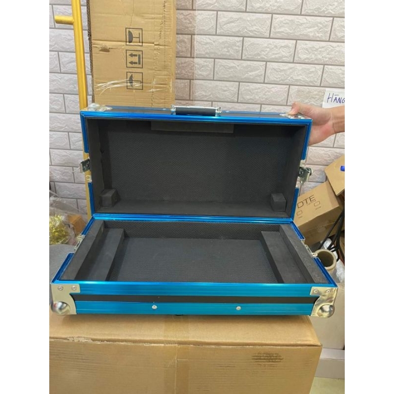 Bàn 256A kèm tủ CASE