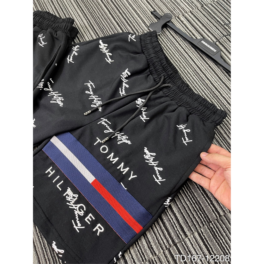 Quần đùi TOMMY hoạ tiết thêu kẻ ngang chữ chất vải dày dặn - Quần đùi nam nữ hot trend
