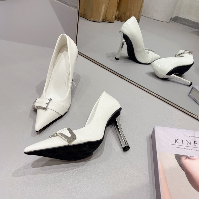 ORDER 🥝 Giày mũi nhọn gót dẹt kim  loại bạc 11cm 35-41