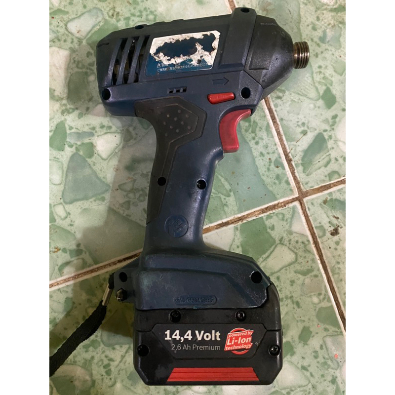 Bosch 14.4v nguyên zin máy và pin chạy full