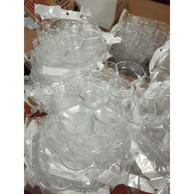 Khay pha màu nước trong suốt, nhựa cứng, sáng bóng, hình bông hoa