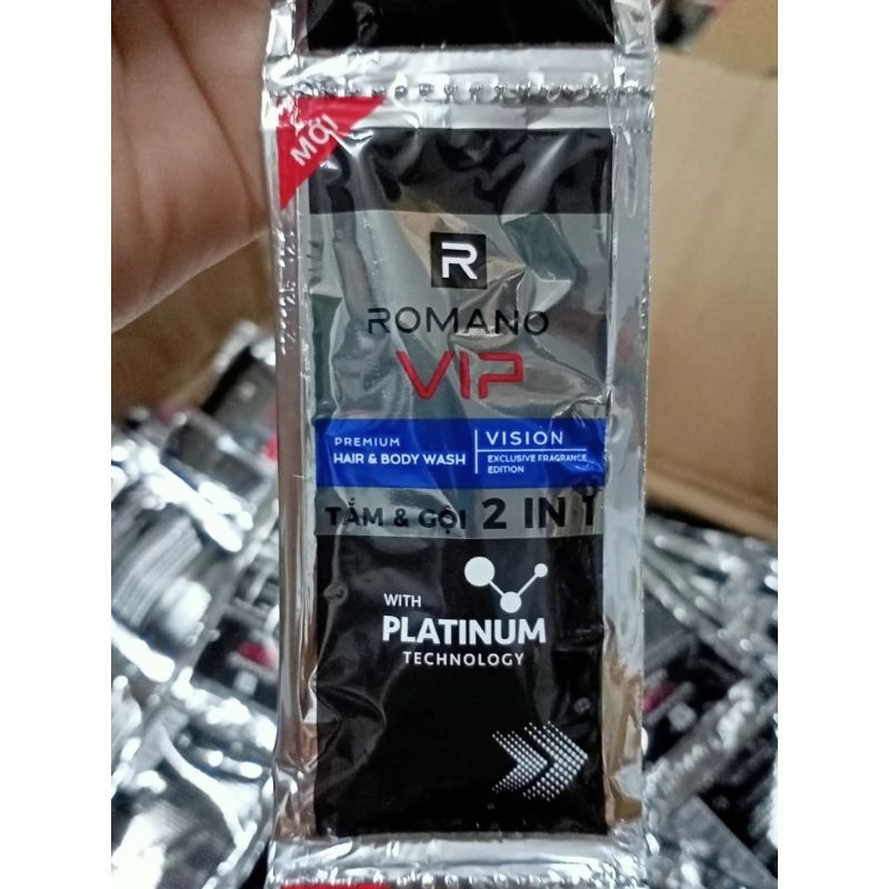 Dây 12 Gói Dầu Tắm Gọi 2 in 1 Romano Vip