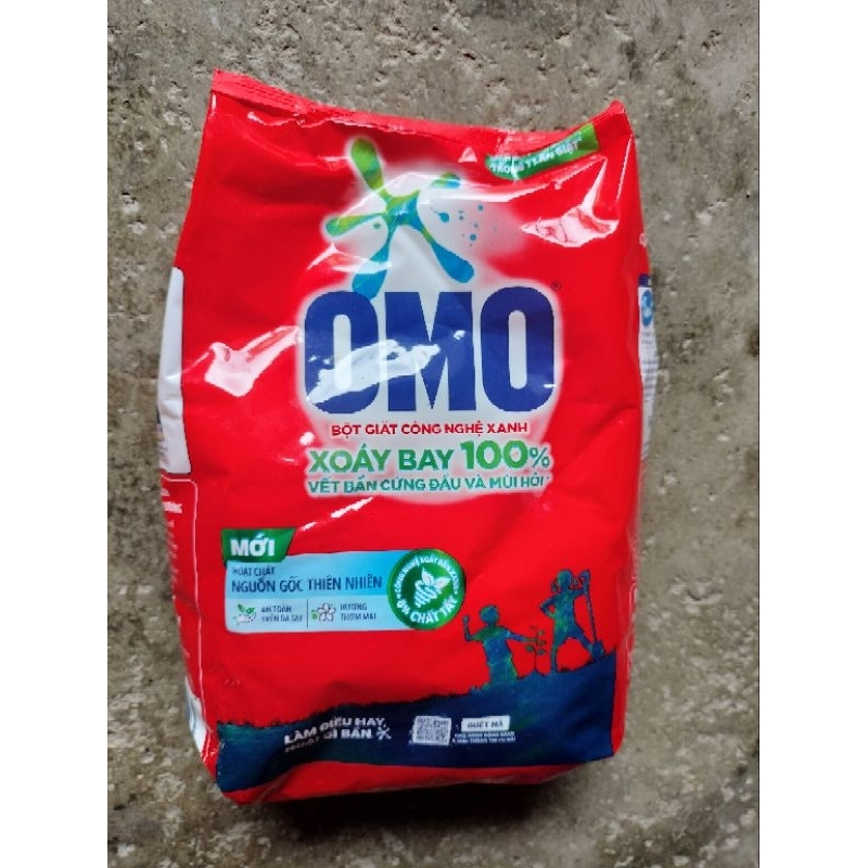 Bột giặt Omo gói 770g