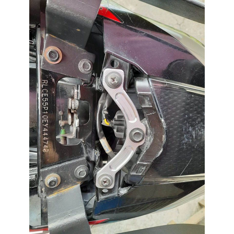 Pát đuôi đèn CNC Ex135 ,bảo hành 10 năm