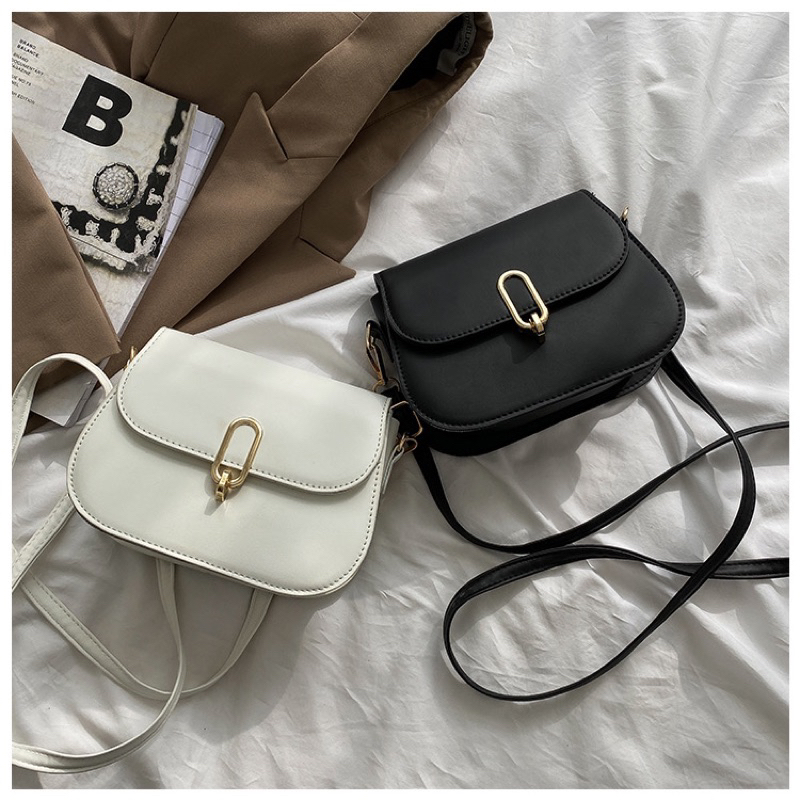 Túi Xách Nữ Túi Đeo Vai Đeo Chéo Giá Rẻ Khoá O Dáng Bầu Basic Phong Cách Hàn Quốc QG Store