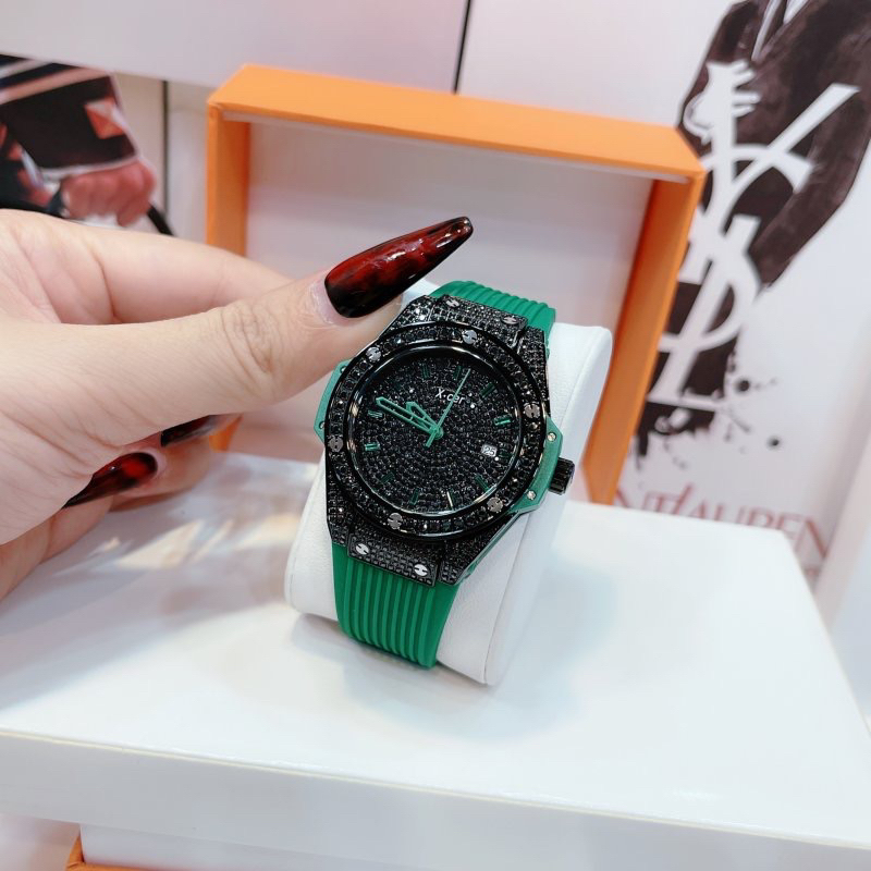 Đồng hồ nữ XCer 0635 mặt tròn đính full đá dây Silicon  chính hãng siz 34mm