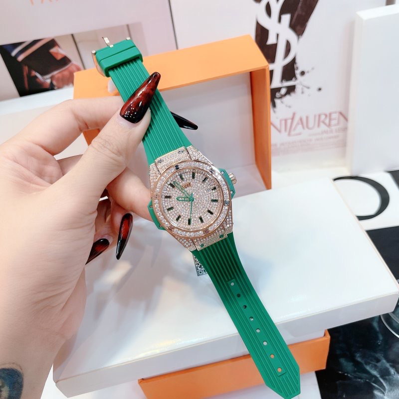 Đồng hồ nữ XCer 0635 mặt tròn đính full đá dây Silicon  chính hãng siz 34mm