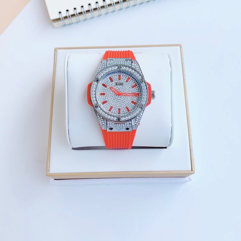 Đồng hồ nữ XCer 0635 mặt tròn đính full đá dây Silicon  chính hãng siz 34mm