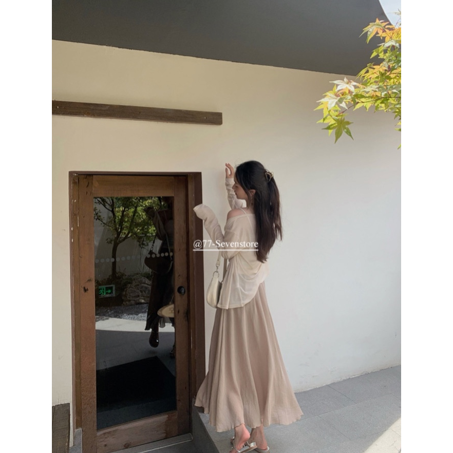 SET 3 MÓN KEM: ÁO KHOÁC CARDIGAN GÂN TĂM + ÁO TRẮNG 2 DÂY + CHÂN VÁY KEM SUÔNG MIDI