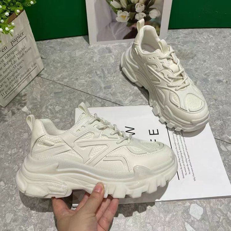 Giày thể thao cho nữ tăng chiều cao 3cm