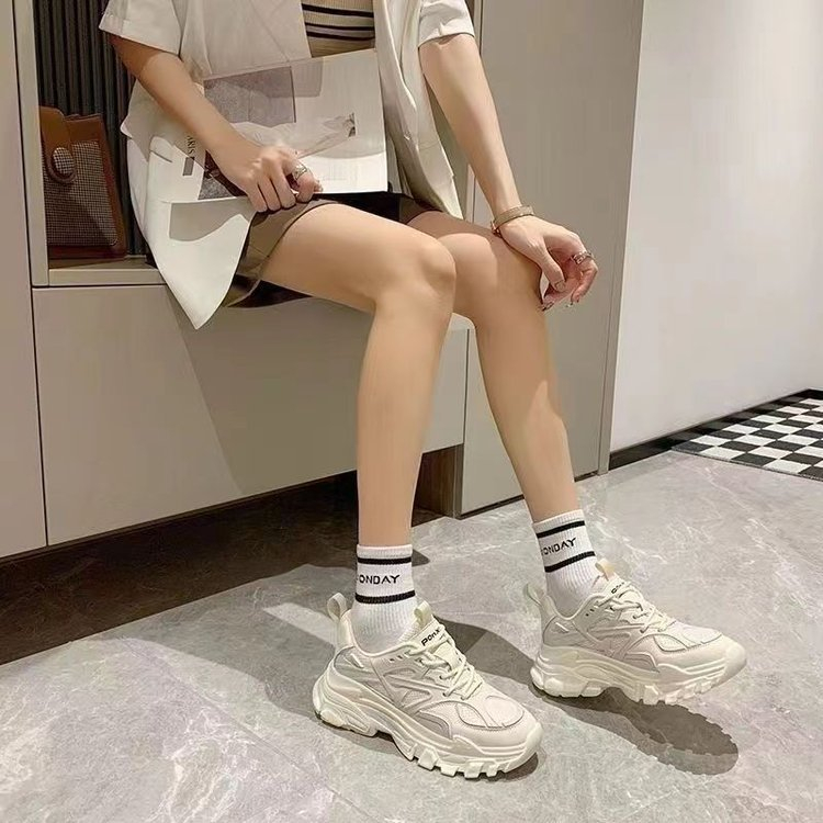 Giày thể thao cho nữ tăng chiều cao 3cm