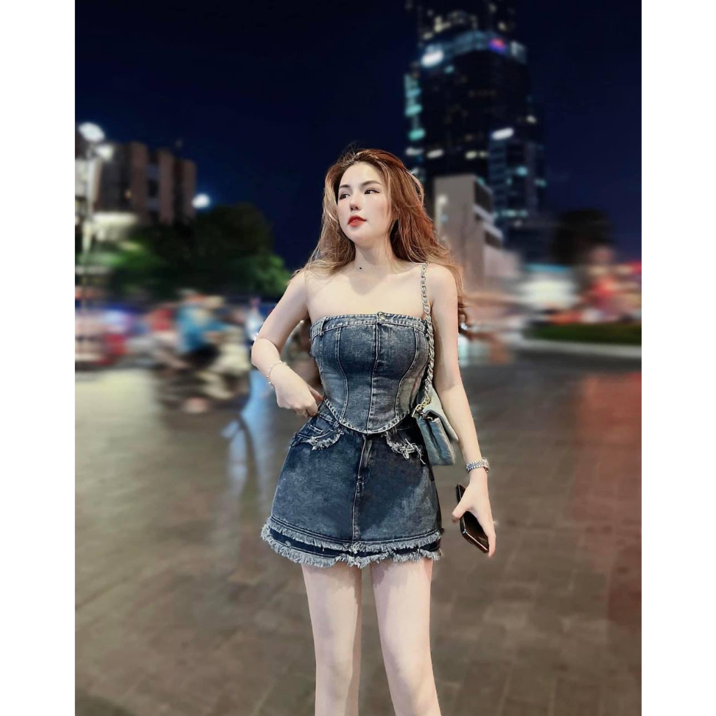 Set jeans nữ áo quây + chân váy chữ A vạt tua rua chất bò mềm