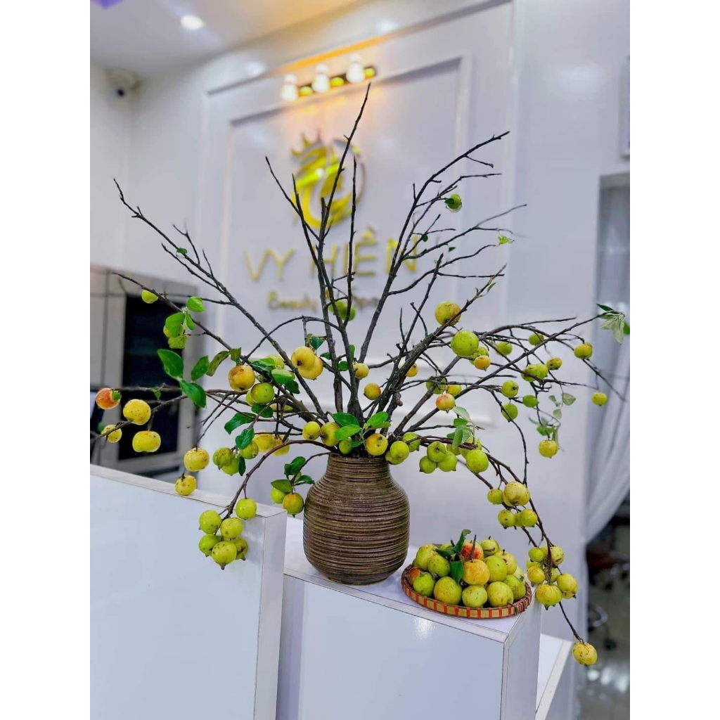 Bình hoa dáng bóng đèn mộc và vẽ để bàn trà hay phòng khách xinh đẹp vô cùng gốm Bát Tràng cao cấp