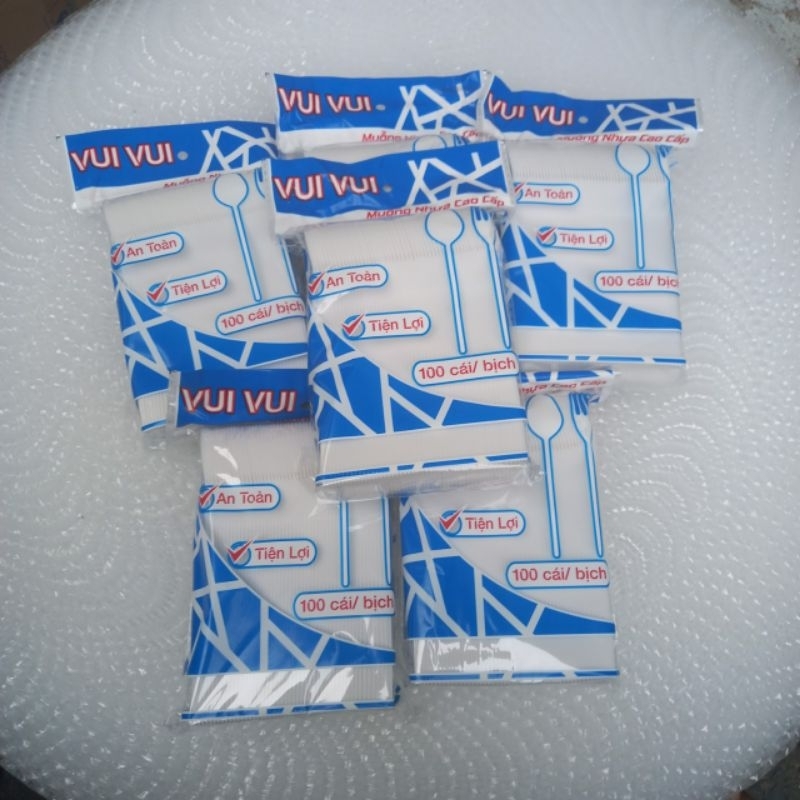 1 bịch muỗng nhựa 100 cái - Muỗng cơm - muỗng trà sữa