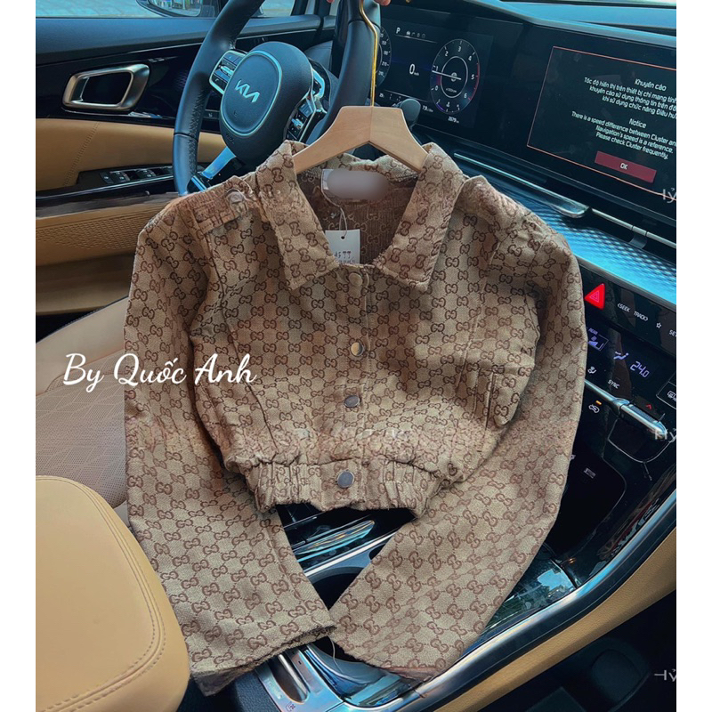 Áo khoác bò gucci