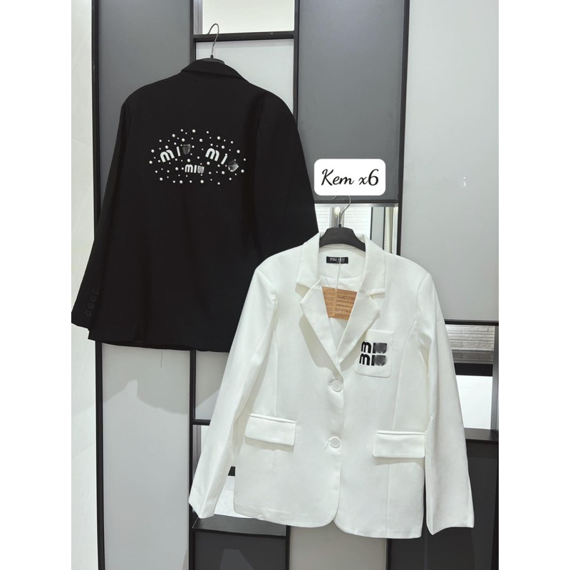 Áo vest miu miu đính đá