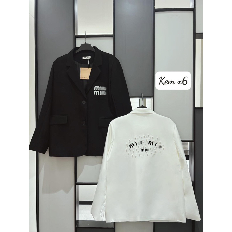 Áo vest miu miu đính đá