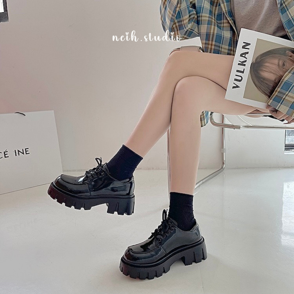 Giày Oxford nữ cổ thấp đế bằng màu đen bóng neih.studio