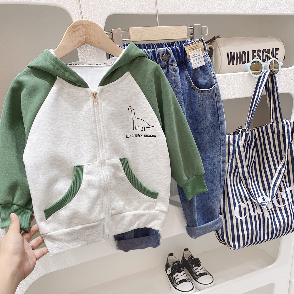 Áo khoác bé trai mùa hè hãng KACADY họa tiết khủng long đáng yêu