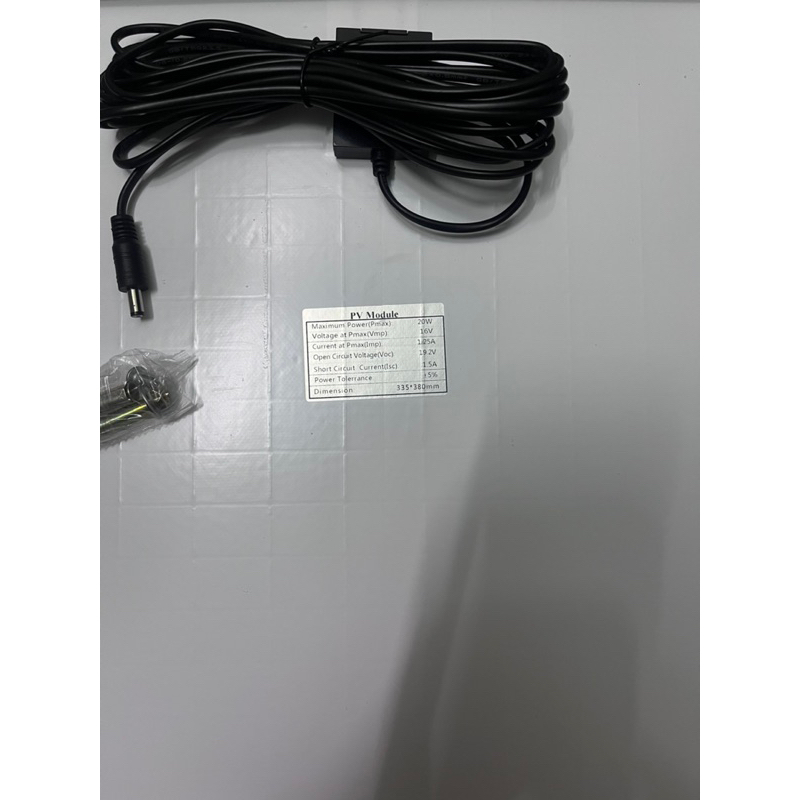 Xả kho quạt tích điện chạy năng lượng mặt trời