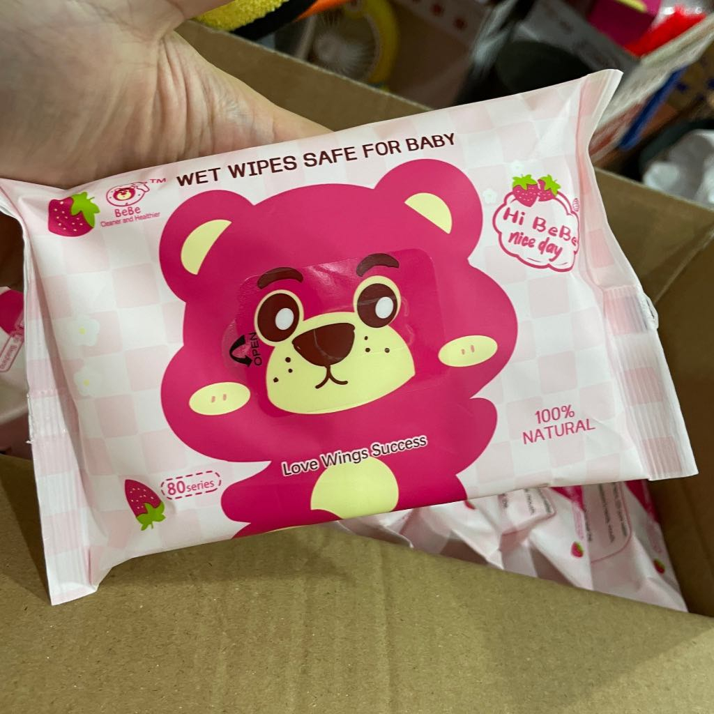Thùng 10 Bịch Khăn Uớt Gấu Dâu Lotso