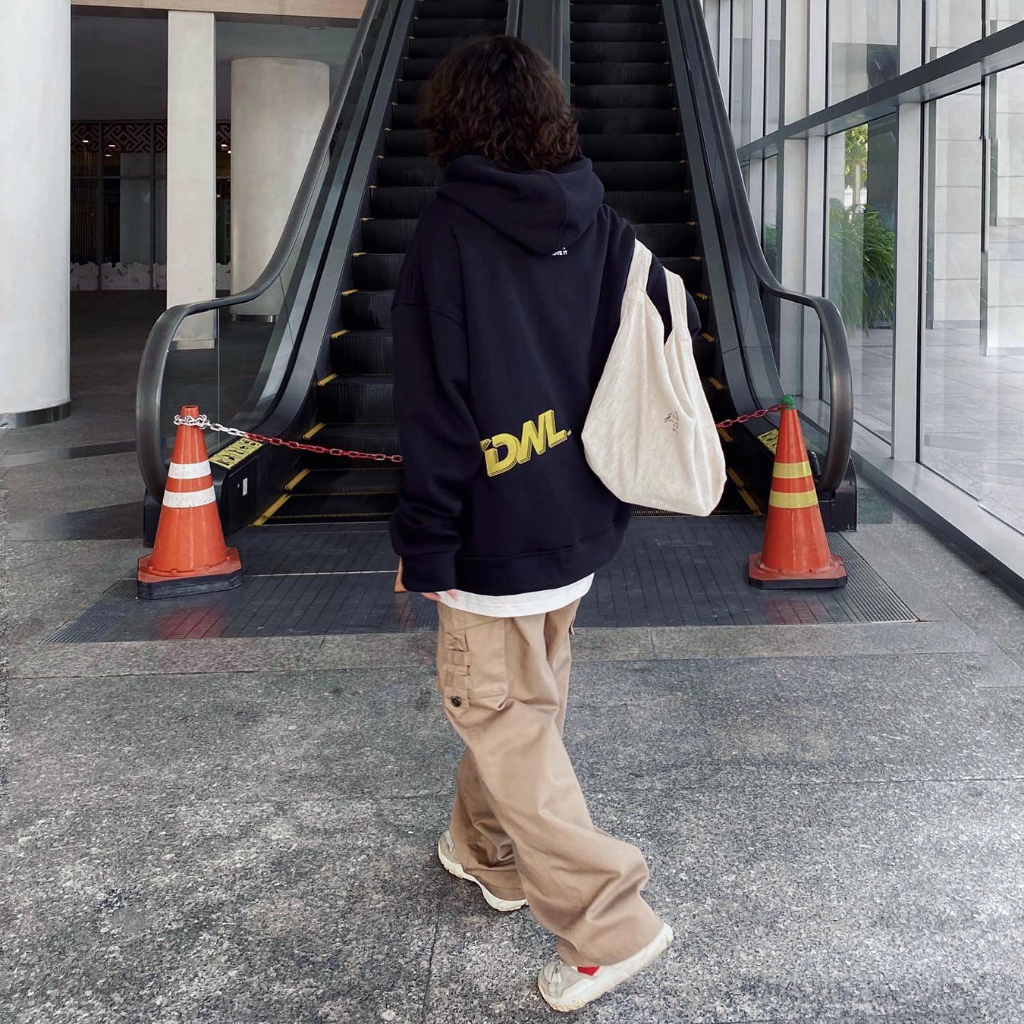 Áo hoodie NELLY - MIR form rộng vải nỉ DWL