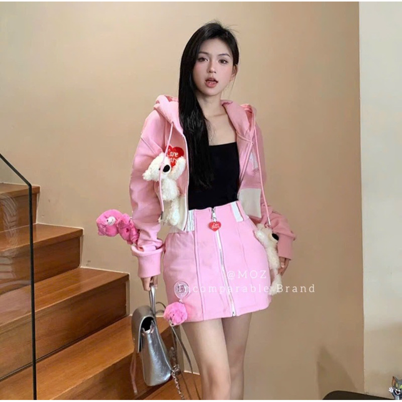 Set áo khoác chân váy nỉ 13de marzo đính gấu bông