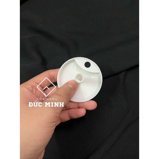 Nút máy nước nóng centon trắng