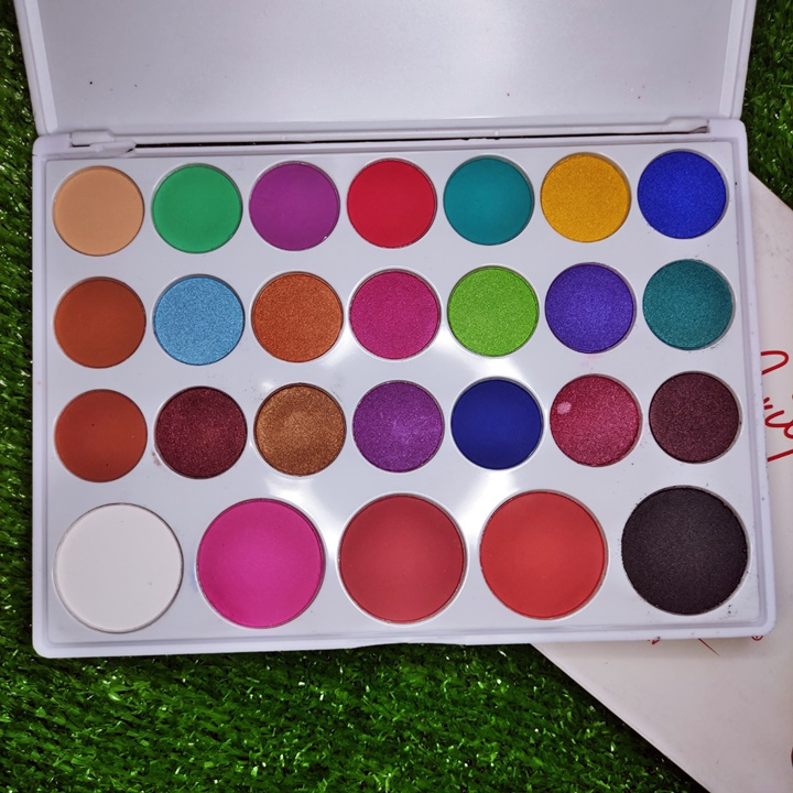 Bảng Phấn Mắt Chuyên Nghiệp Habibi 26 Ô Màu Nhũ Lì – SATP968