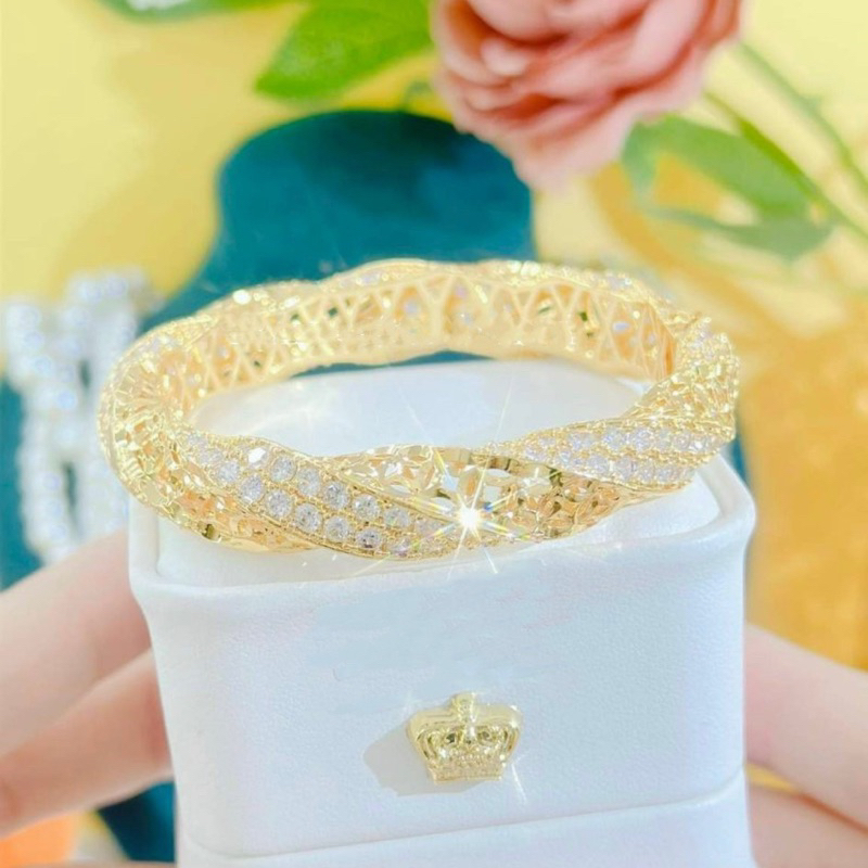 Vòng tay xoắn gắn đá cz nhân tạo siêu sáng mạ vàng Kami trang sức cao cấp
