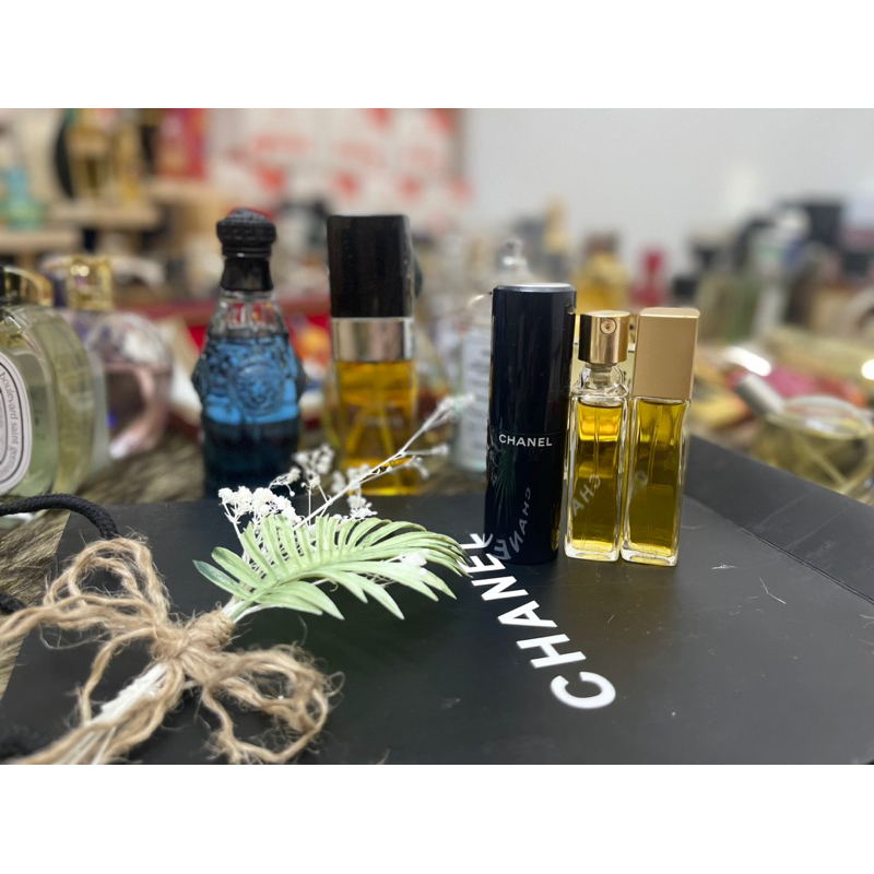 Nước Hoa Đấu Giá