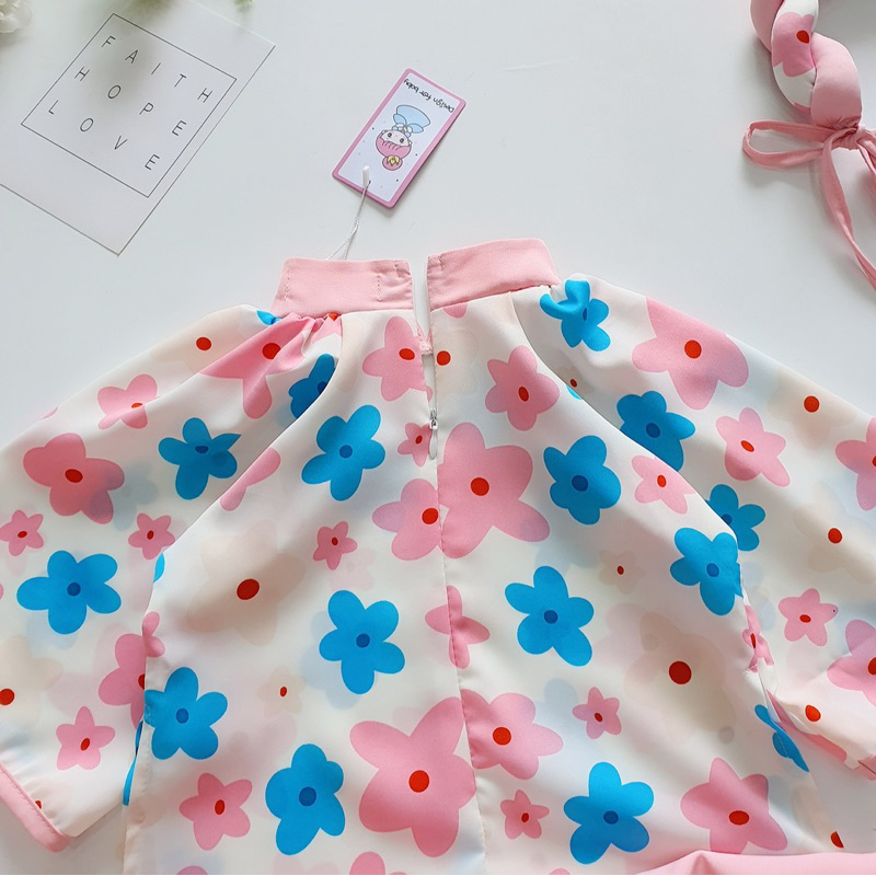 Áo Dài Cách Tân Hoa Đào Hồng Cho Bé Gái Kèm Mấn Cực Xinh, Áo Dài Tết Cho Bé.