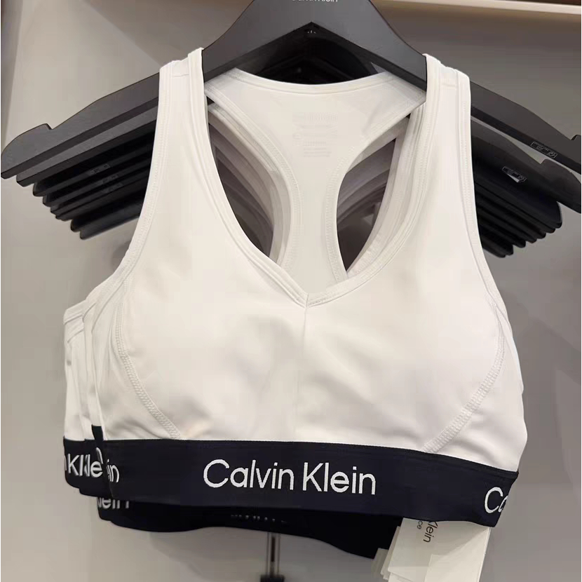Mẫu Mới Calvin Klein Sports Bra Performance V-Neck Racerback